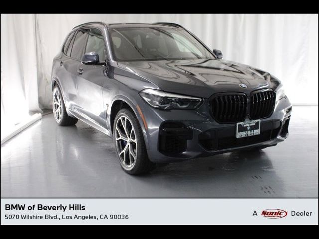 2022 BMW X5 M50i