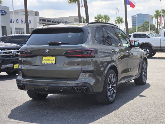 2022 BMW X5 M50i