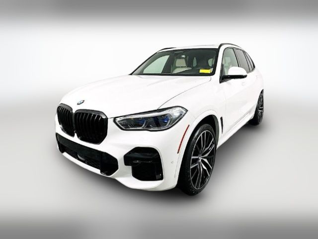 2022 BMW X5 M50i