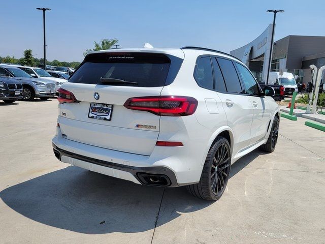 2022 BMW X5 M50i