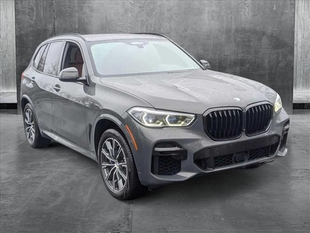 2022 BMW X5 M50i