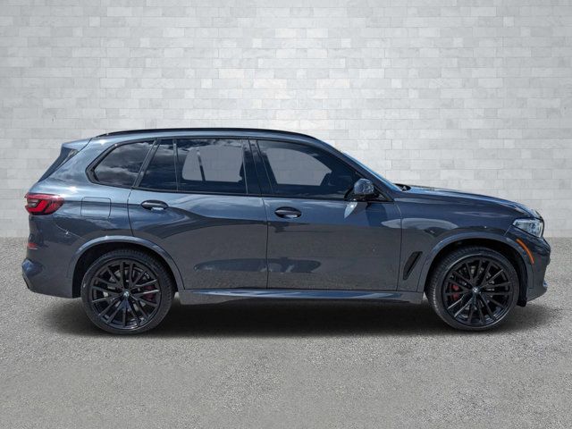 2022 BMW X5 M50i