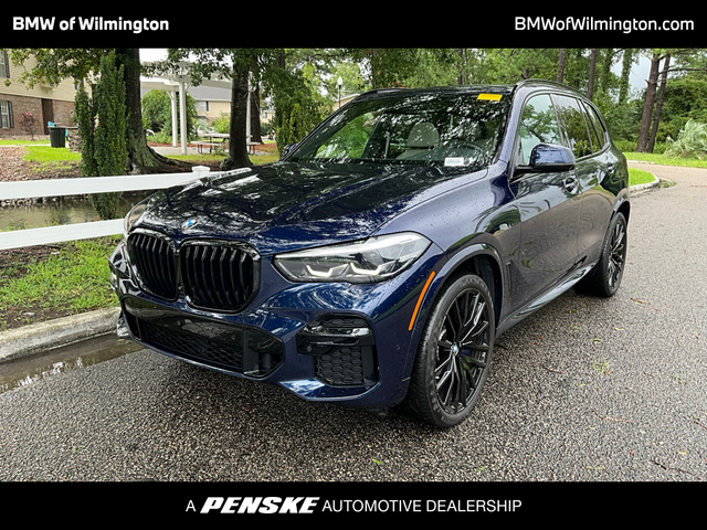 2022 BMW X5 M50i