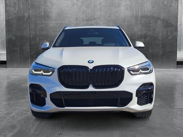 2022 BMW X5 M50i