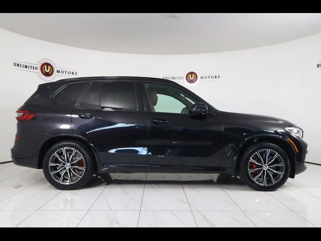 2022 BMW X5 M50i