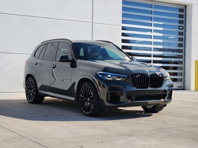 2022 BMW X5 M50i