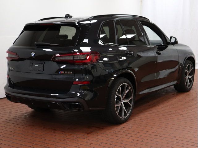 2022 BMW X5 M50i