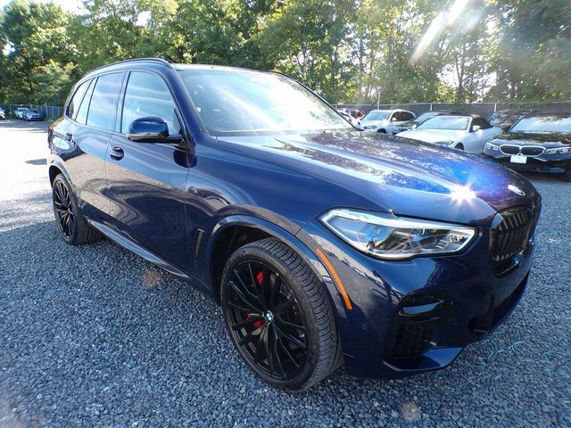 2022 BMW X5 M50i