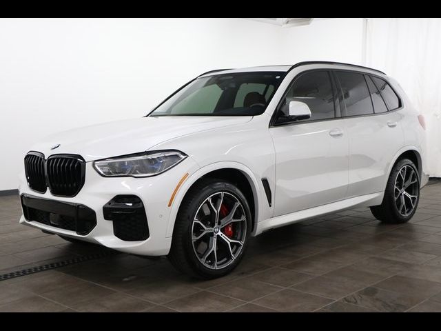 2022 BMW X5 M50i