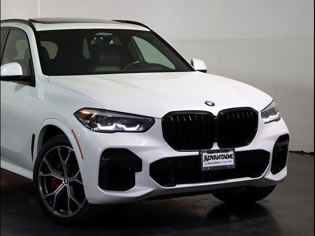 2022 BMW X5 M50i