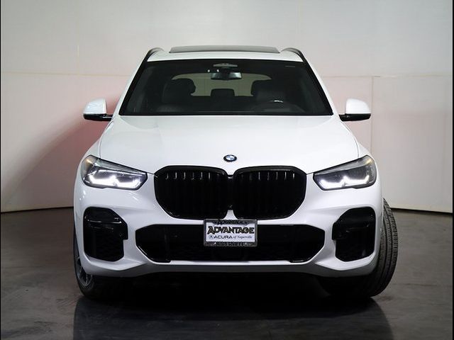 2022 BMW X5 M50i