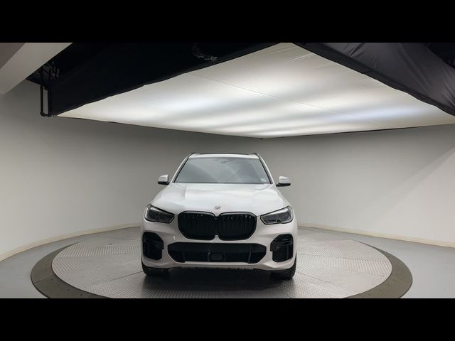 2022 BMW X5 M50i