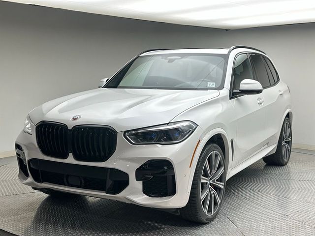 2022 BMW X5 M50i