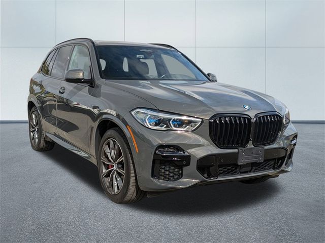 2022 BMW X5 M50i