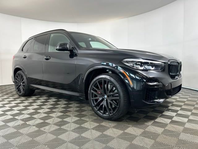 2022 BMW X5 M50i