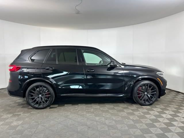 2022 BMW X5 M50i