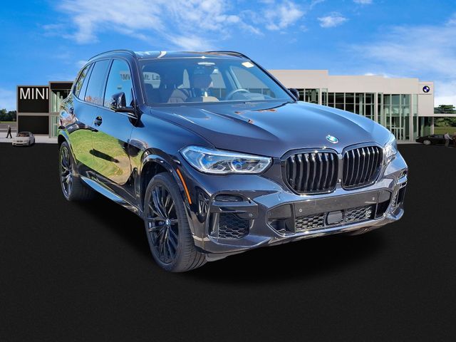 2022 BMW X5 M50i