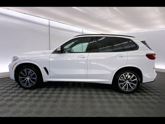 2022 BMW X5 M50i