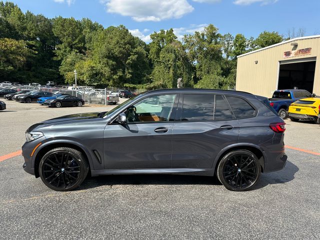 2022 BMW X5 M50i