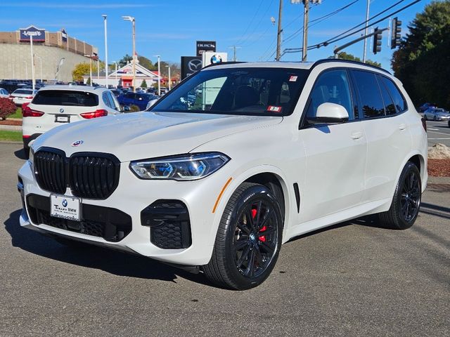 2022 BMW X5 M50i