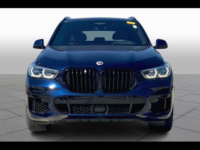 2022 BMW X5 M50i