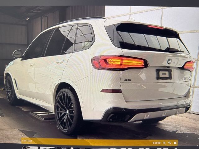 2022 BMW X5 M50i