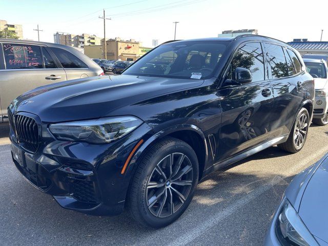 2022 BMW X5 M50i