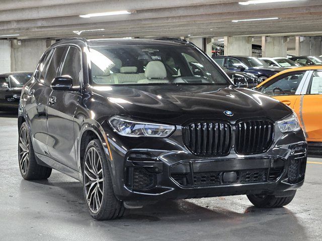 2022 BMW X5 M50i