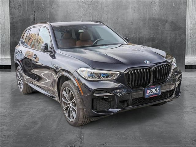 2022 BMW X5 M50i