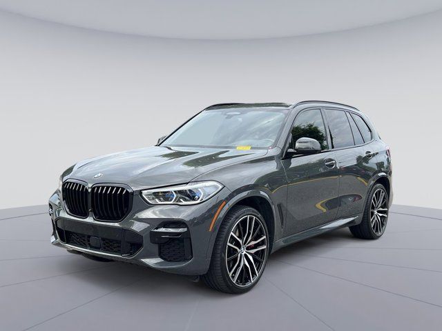 2022 BMW X5 M50i