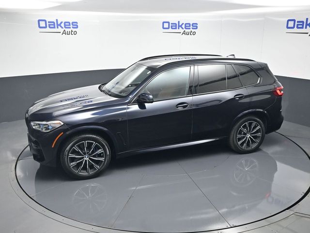 2022 BMW X5 M50i