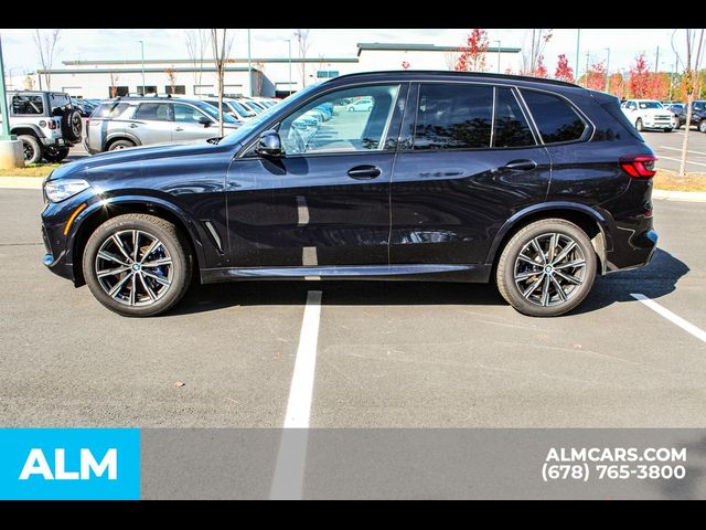 2022 BMW X5 M50i