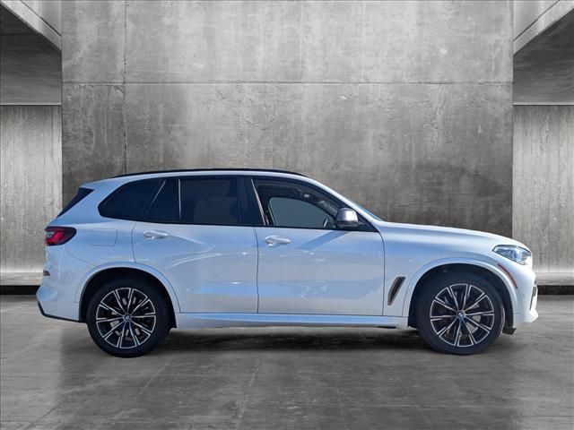 2022 BMW X5 M50i