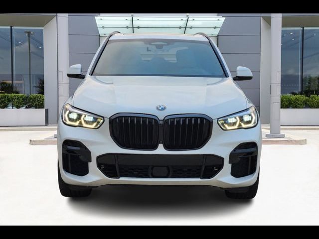 2022 BMW X5 M50i