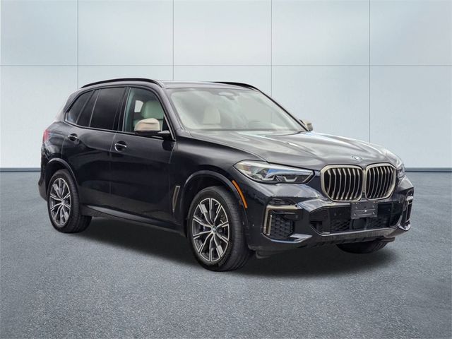 2022 BMW X5 M50i