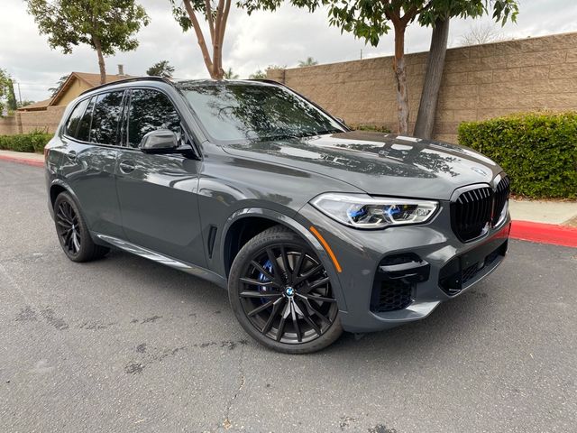 2022 BMW X5 M50i