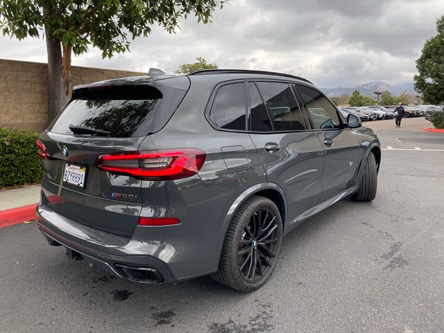 2022 BMW X5 M50i