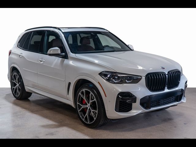 2022 BMW X5 M50i