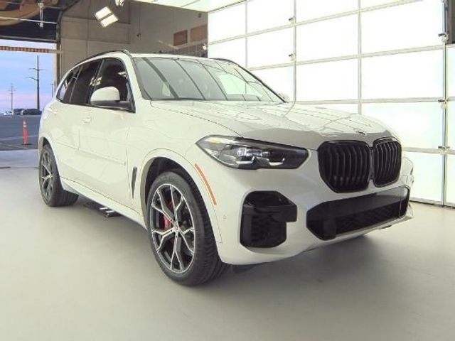 2022 BMW X5 M50i