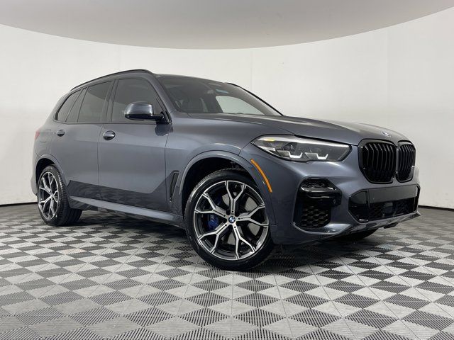 2022 BMW X5 M50i