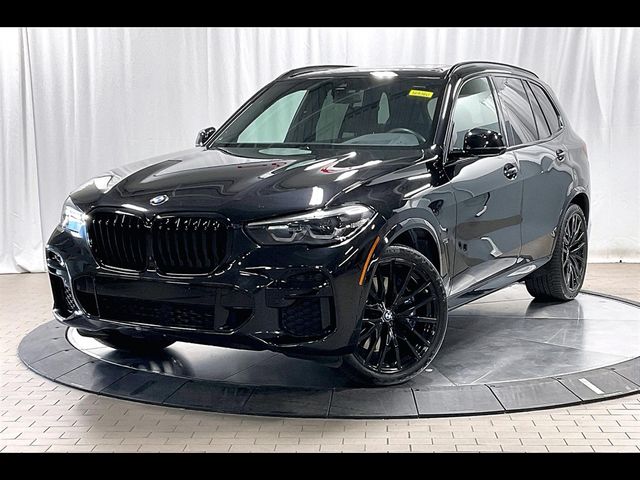 2022 BMW X5 M50i