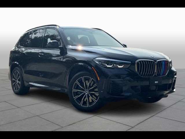 2022 BMW X5 M50i