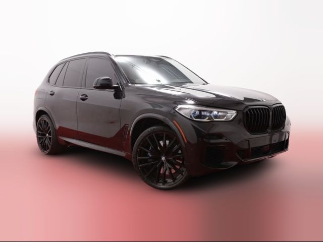 2022 BMW X5 M50i