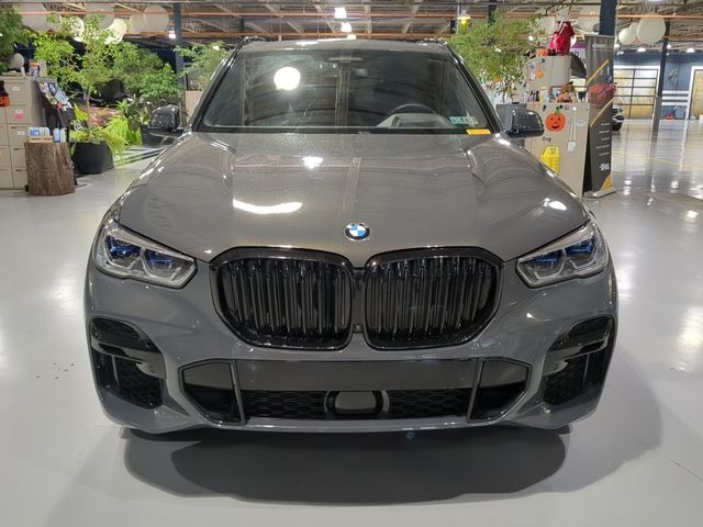 2022 BMW X5 M50i