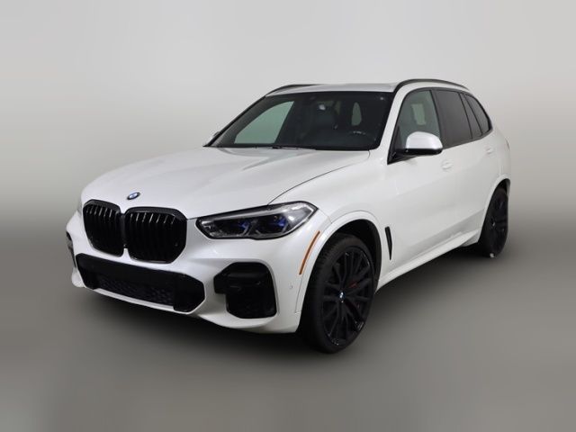 2022 BMW X5 M50i