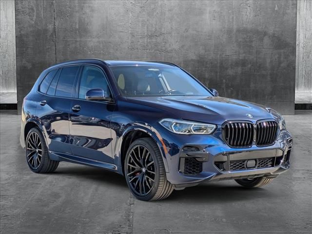 2022 BMW X5 M50i