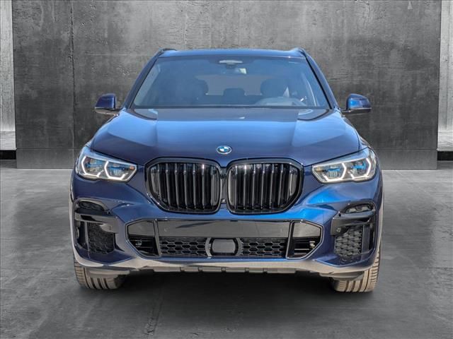 2022 BMW X5 M50i