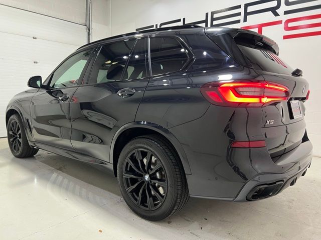 2022 BMW X5 M50i