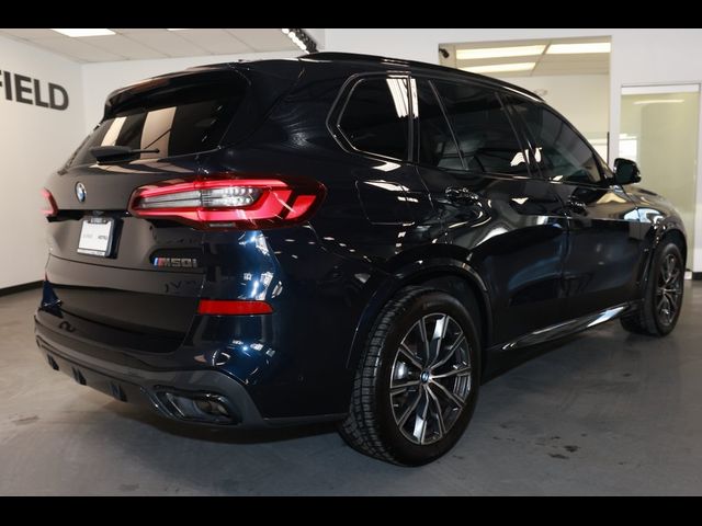 2022 BMW X5 M50i