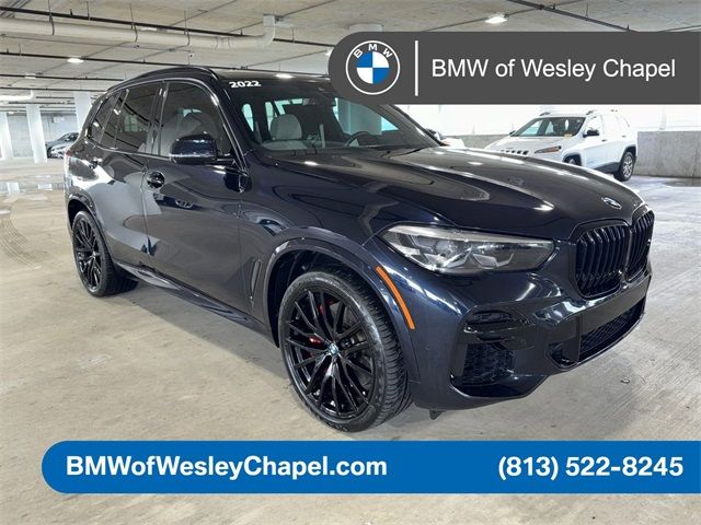 2022 BMW X5 M50i